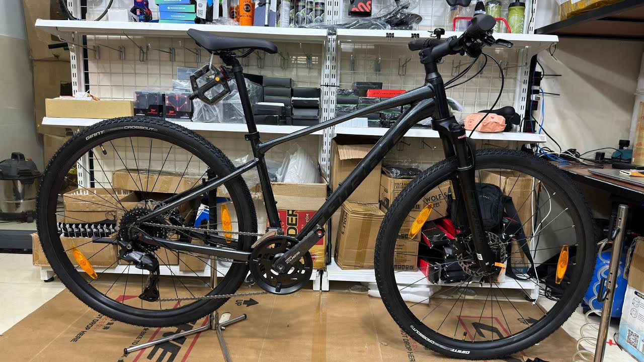 Đánh giá chi tiết GIANT ROAM 1 DISC 2024 giá 18.000.000 | Cấu hình cao cấp rất đồng bộ