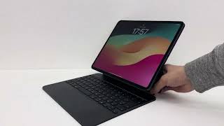 M4搭載iPad Pro(13インチ)にMagic Keyboardを装着したところ