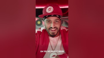 Roll out the party with the SUPER LIMO