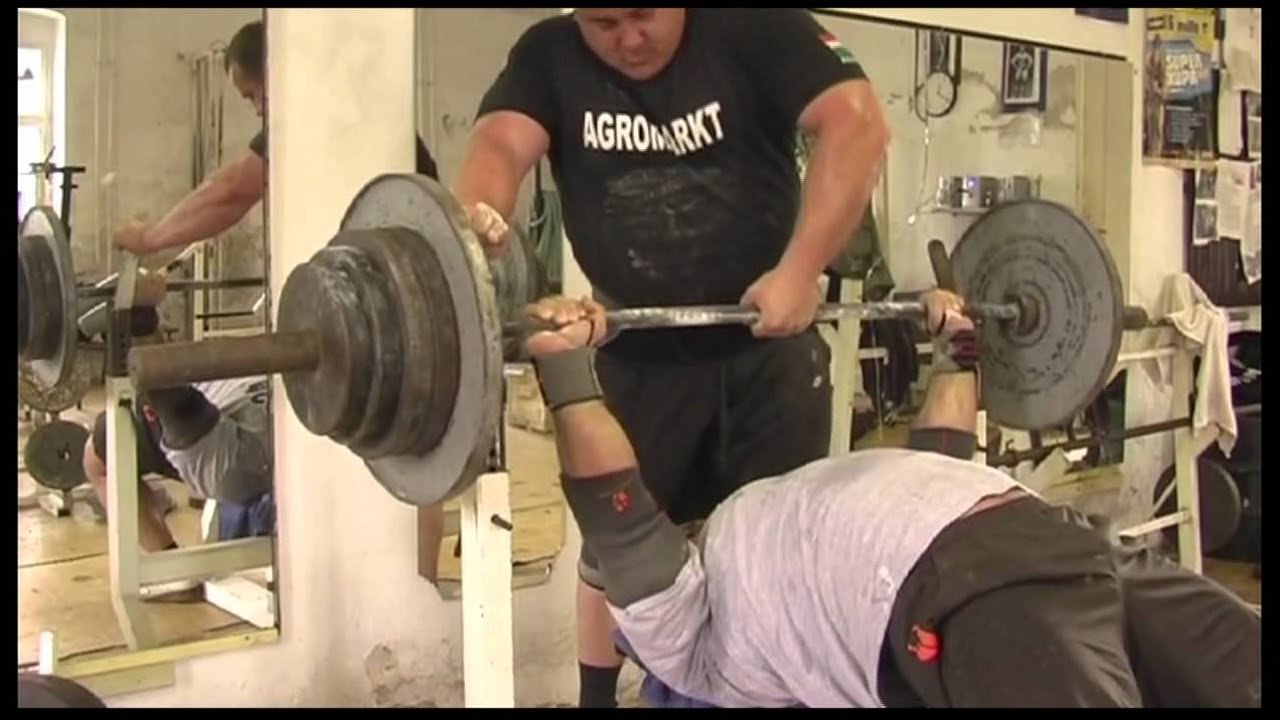 Zsóti & Béci (Kathi Béla - Szabó Zsolt) training - Fekvenyomás