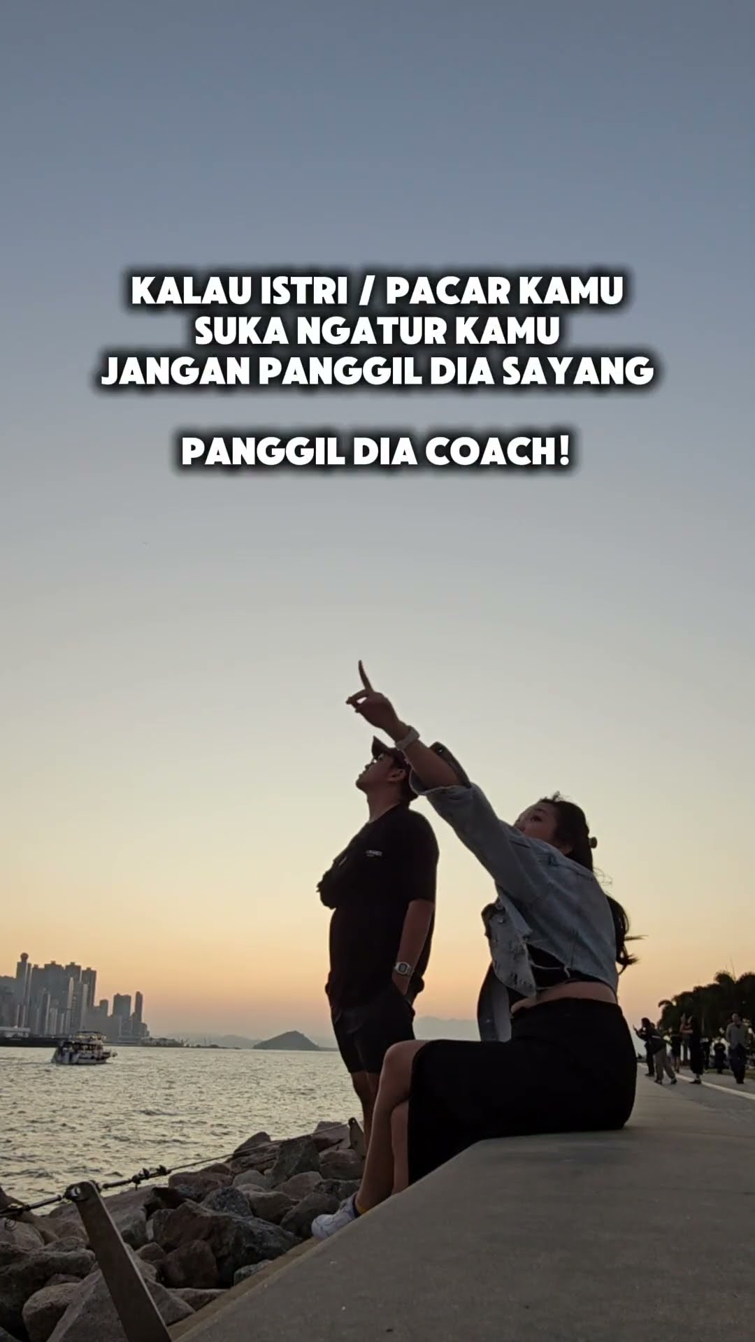 KALAU ISTRI SUKA NYURUH PANGGIL DIA COACH!