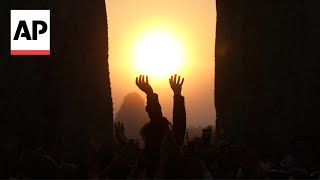 How the sun aligns on the summer solstice, the longest day of the year