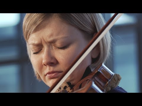 Geigerin Alina Ibragimova im Interview | BR-KLASSIK