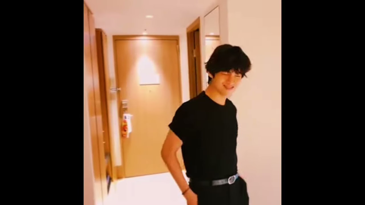 Bts V "Jump" (Edit)