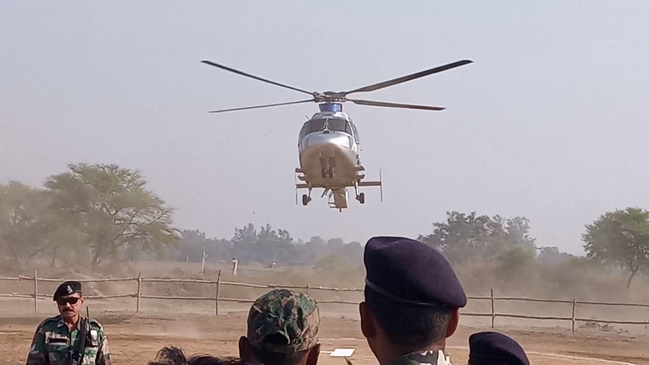 Jharkhand Cm  Shree Raghubar das  bansidhar mahotsav  in nagar untari helicopters landing
