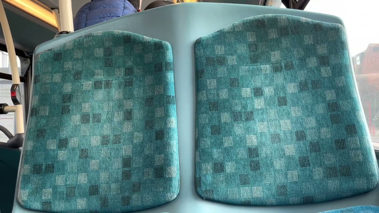 *Kickdown!* Arriva London North Wright Gemini 2DL VDL DB300 DW404 LJ11 AEU Route 175