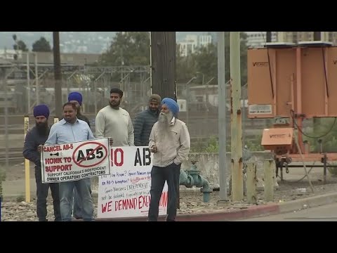 Port of Oakland shut down for a 3rd day; no end in sight for truckers protesting for independence