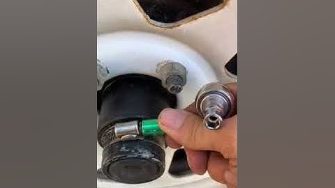 How to Remove Bearing Buddy Using Hose Clamp