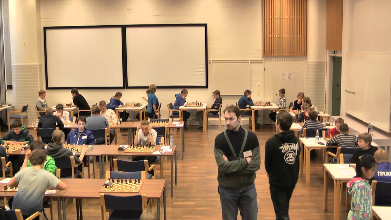 NYCC2012 3 1432 Playing Hall