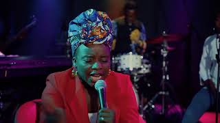 OLUWA WA- OBA sings her heart out in this spontaneous session.