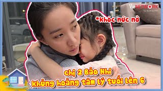 Bảo Nhi khóc nức nở vì thay đổi tâm lý lúc 6 tuổi, cu Phin ngồi kế bên dỗ chị 2 uống nước