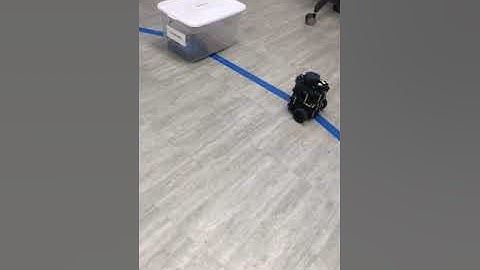Line Following Turtlebot using ROS - ECE 491 Demonstration