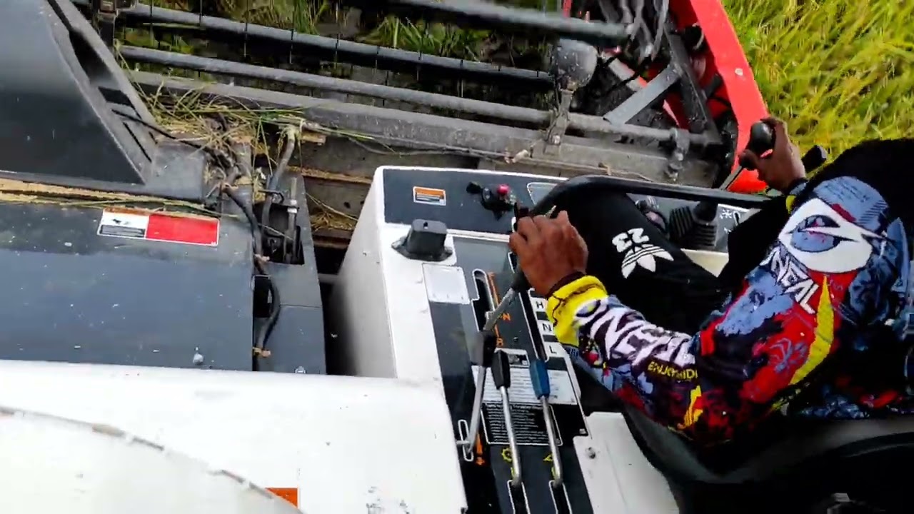 CARA MUDAH MENGOPERASIKAN COMBINE KUBOTA DC 70