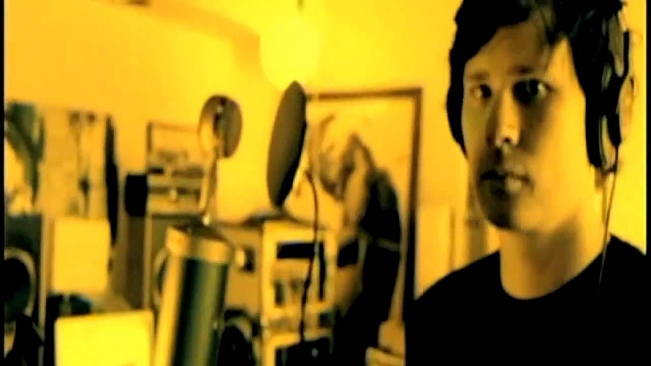 Angels And Airwaves Start The Machine Documentary Angels and Airwaves : Start The Machine Bonus DVD 3/6 - YouTube