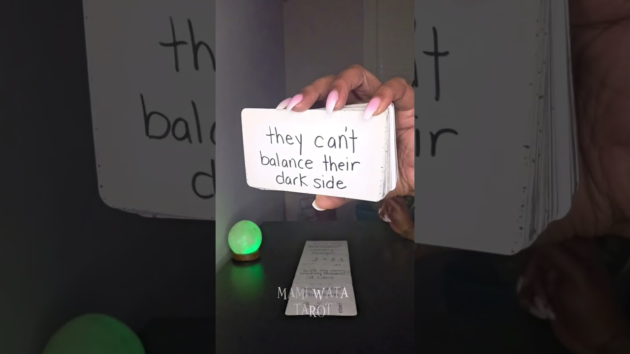 Ему сообщили об их выходках против тебя и о том, как оскорбительно проявлять неуважение к Избранн...