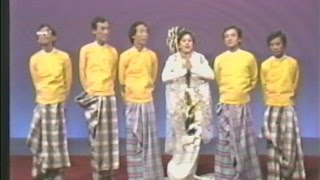 Monut Thuzar Anyeint performed by Zarganar and group on Myanmar TV