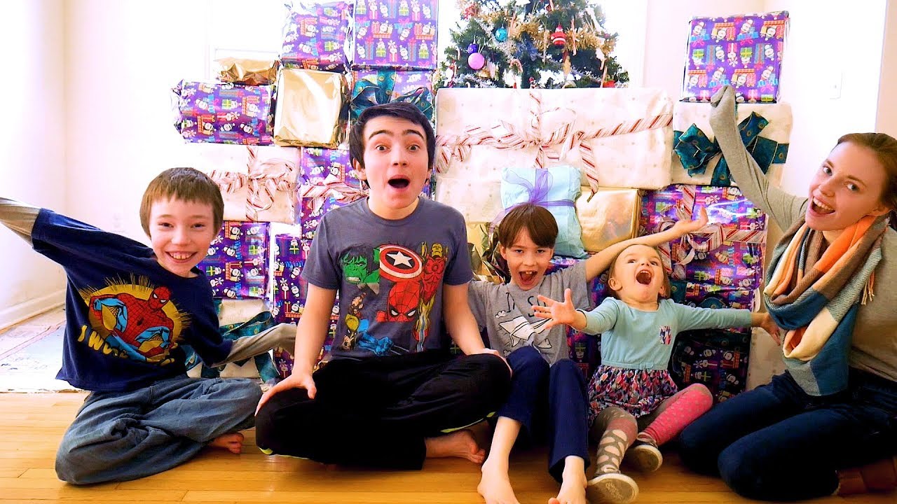 The Great Christmas Present Toy Hunt Challenge of 2018! Weeefamfun Family Fun!