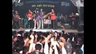 SEBOTOL MINUMAN IRA AMELIA  @CAMELIA Bawu 2011
