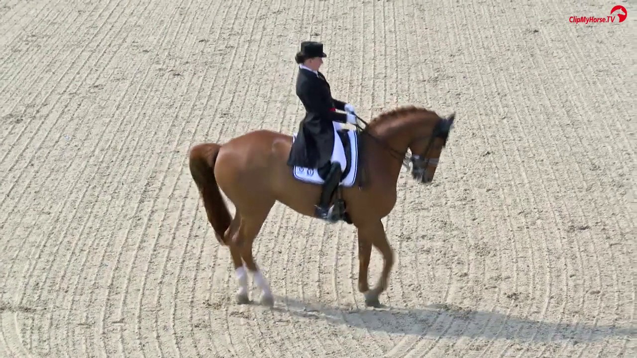 Cathrine Dufour | Atterupgaards Cassidy | Grand Prix Kür | Horses & Dreams meets Austria