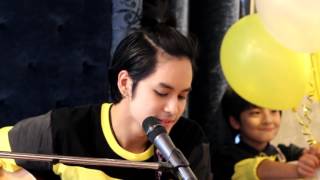 Download Lagu kao jirayu - เพียงชายคนนี้(ไม่ใช่ผู้วิเศษ) @kaojirayufanmeeting2015