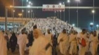 Pilgrims Carry Out Symbolic Stoning Of Devil At Mina