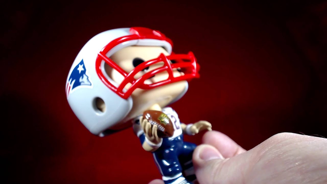 Funko Pop! NFL Wave 2 #39 Tom Brady Patriots Vinyl Figure Unboxing & Review  