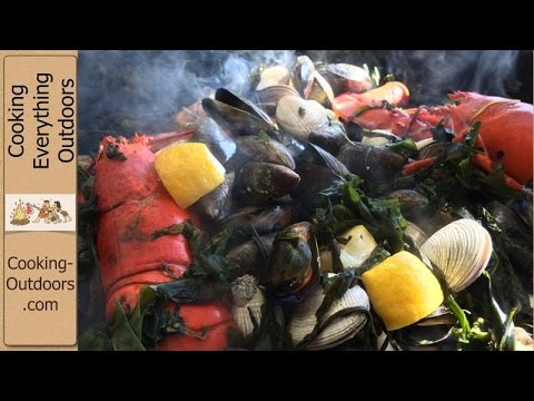 Backyard New England Clam Bake in a Weber Kettle