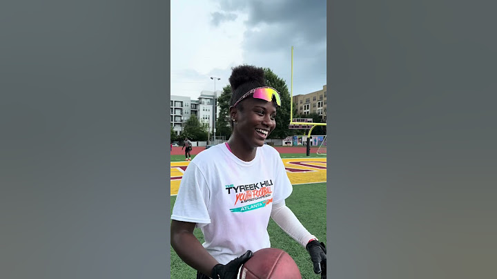 She caught me off guard with the release move #tyreekhill #soulrunner #cheetah #miamidolphins