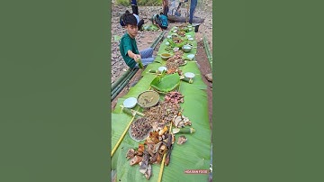 Nhà Hàng Bên Suối
