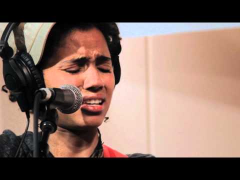 Nneka - Lost Souls (Live on KEXP)