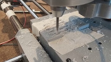 3d printed CNC mill in action
