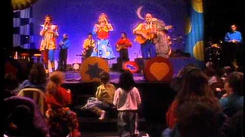 Sharon, Lois & Bram Sing A to Z - XYZ innamarink