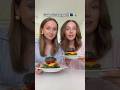 Svarta hamburgare!? 🖤 Ny video ute där vi bara äter viral TikTok mat! #twins #food