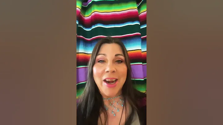 Shannon Carroll and Connie Linn live! 7 pm central...
