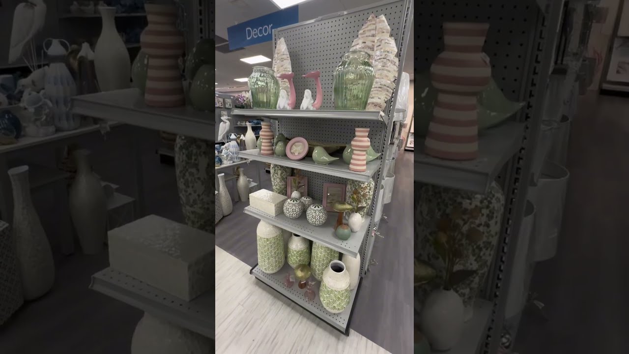 Val (My Dose of Home) at Bealls Florida