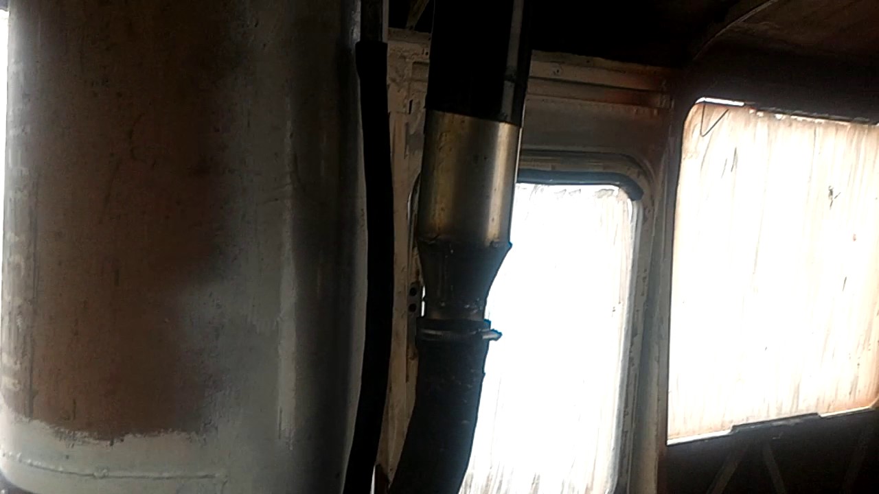 Запуск газогенератора 7 . Автобус работает на дровах - YouTube