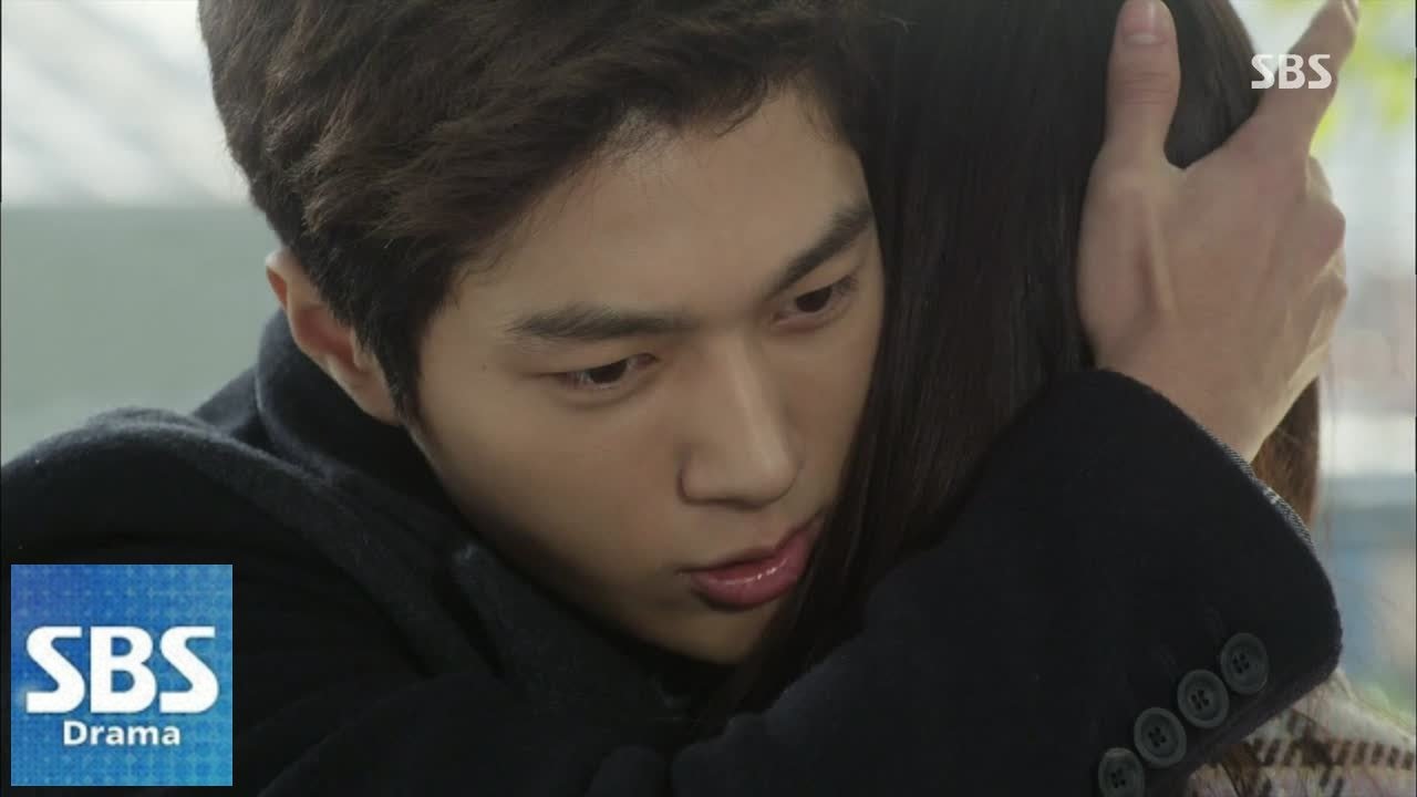 엘, 크리스탈에 기습 포옹 @내겐 너무 사랑스러운 그녀 12회 141029