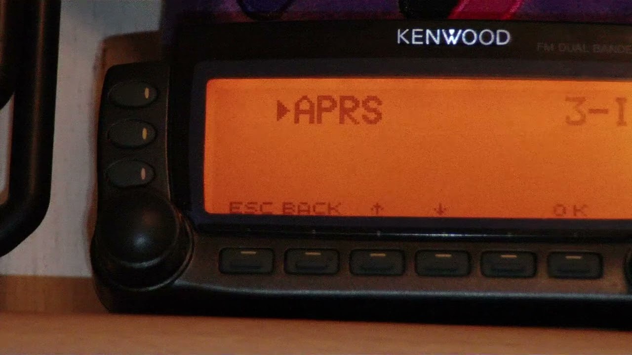 Receiving APRS packets with a vintage Kenwood TM-D700 Dual Bander