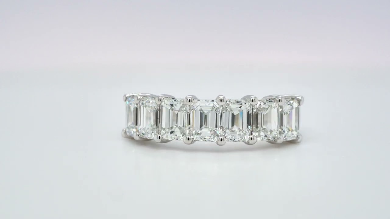2.83 Carat White Gold Alliance Ring 7 Radiant Diamonds