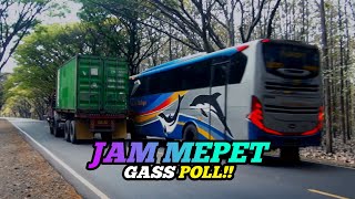 Sugeng Rahayu JAM MEPET Nyalip Truk Kontainer di alas Ngawi #sugengrahayu #busjawatimuran