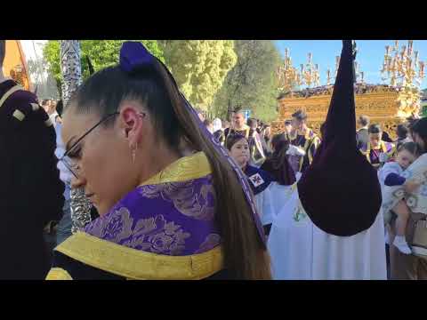 Salida de Ntro. Padre Jesús Cautivo de la Parroquia del Rocío la tarde del Domingo de Ramos.