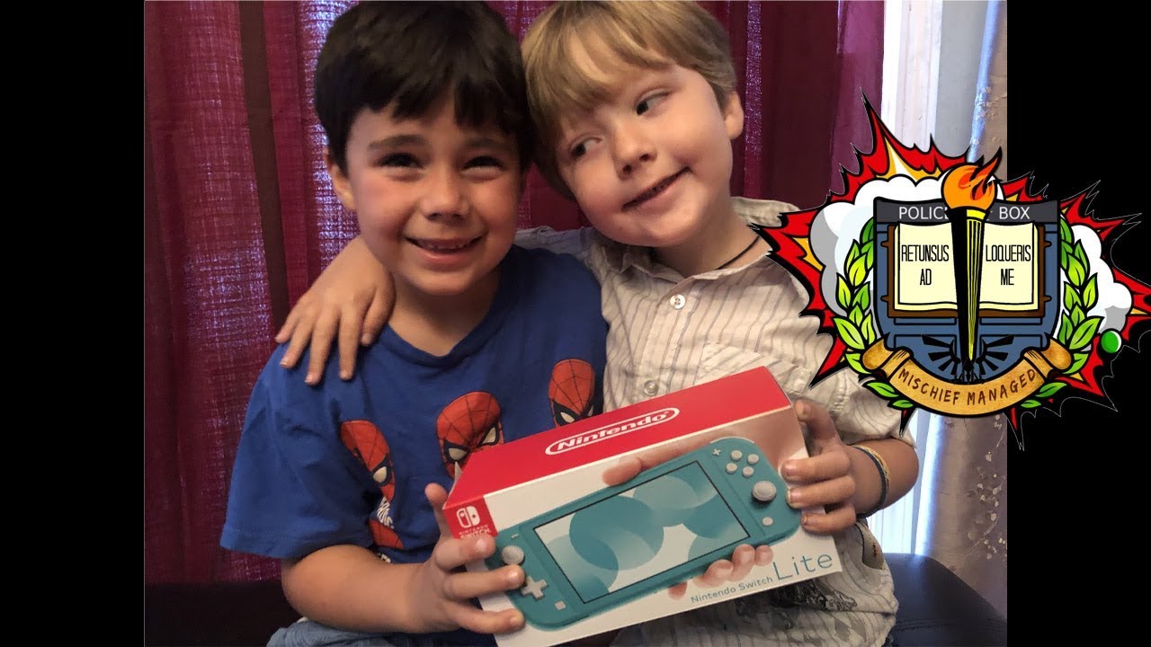 Nintendo Switch Lite Unboxing and Review - YouTube