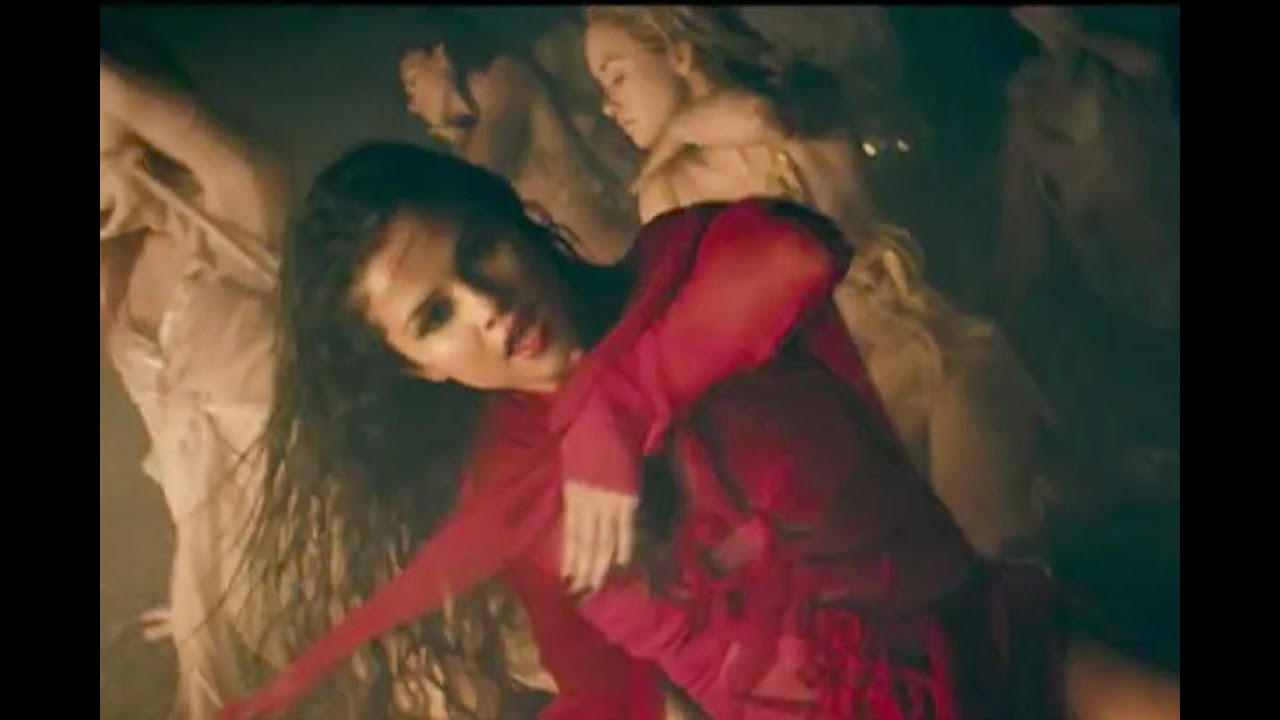 Selena Gomez: Living The Dream - Tomorrow | NUVOtv