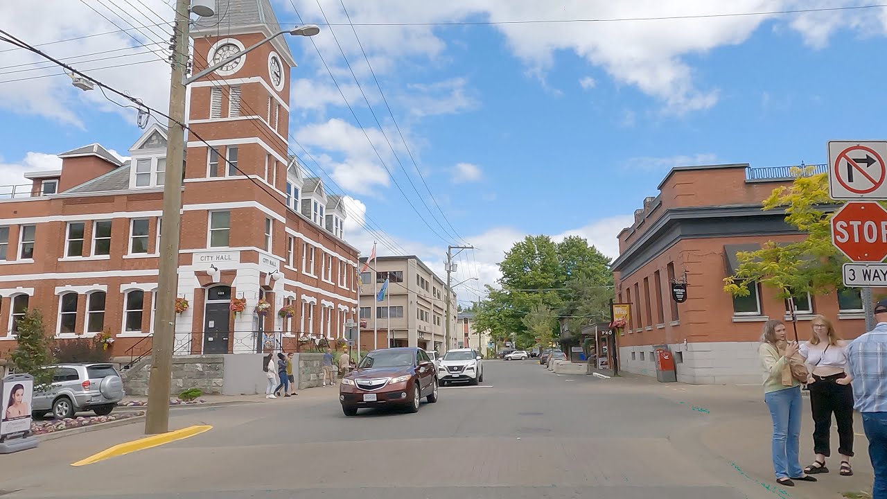 Driving in Duncan BC Canada. Downtown & Around the City. YouTube