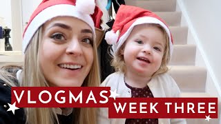 VLOGMAS Part 3: CHRISTMAS IS COMING! | Fleur De Force