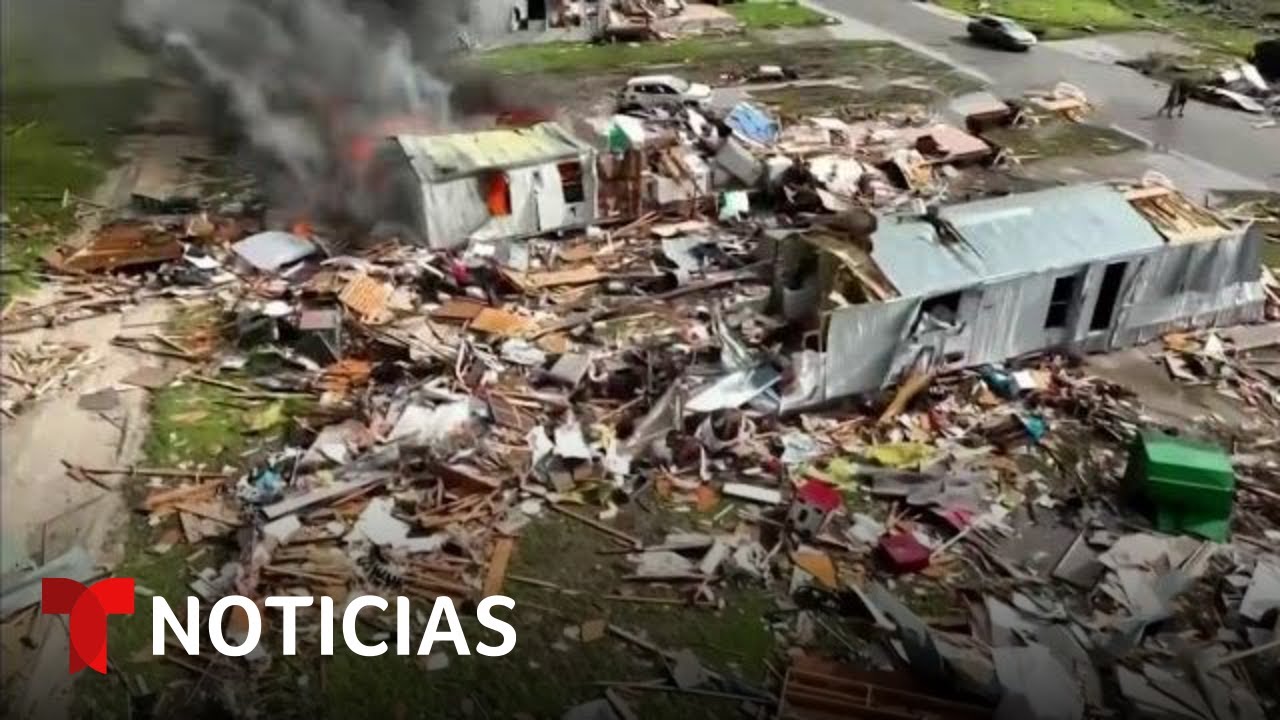 Miles de hogares sin electricidad tras tormentas y tornados | Noticias Telemundo