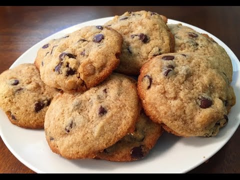 Keto/ Low Carb Chocolate Chip Cookies! - YouTube