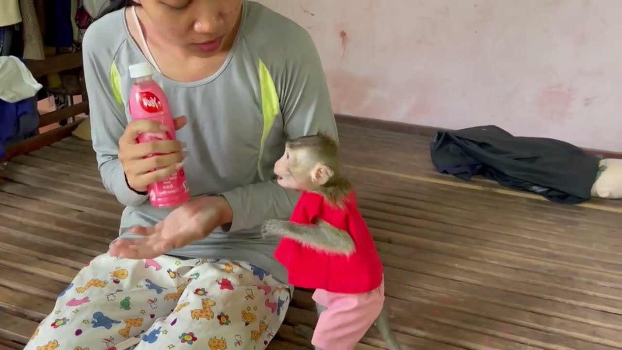 Mom Hrd to st-p koy fro asking to drink sweet water 