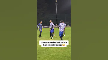 Clement Mzize Kakimbia Kati Kusafa Bwege 