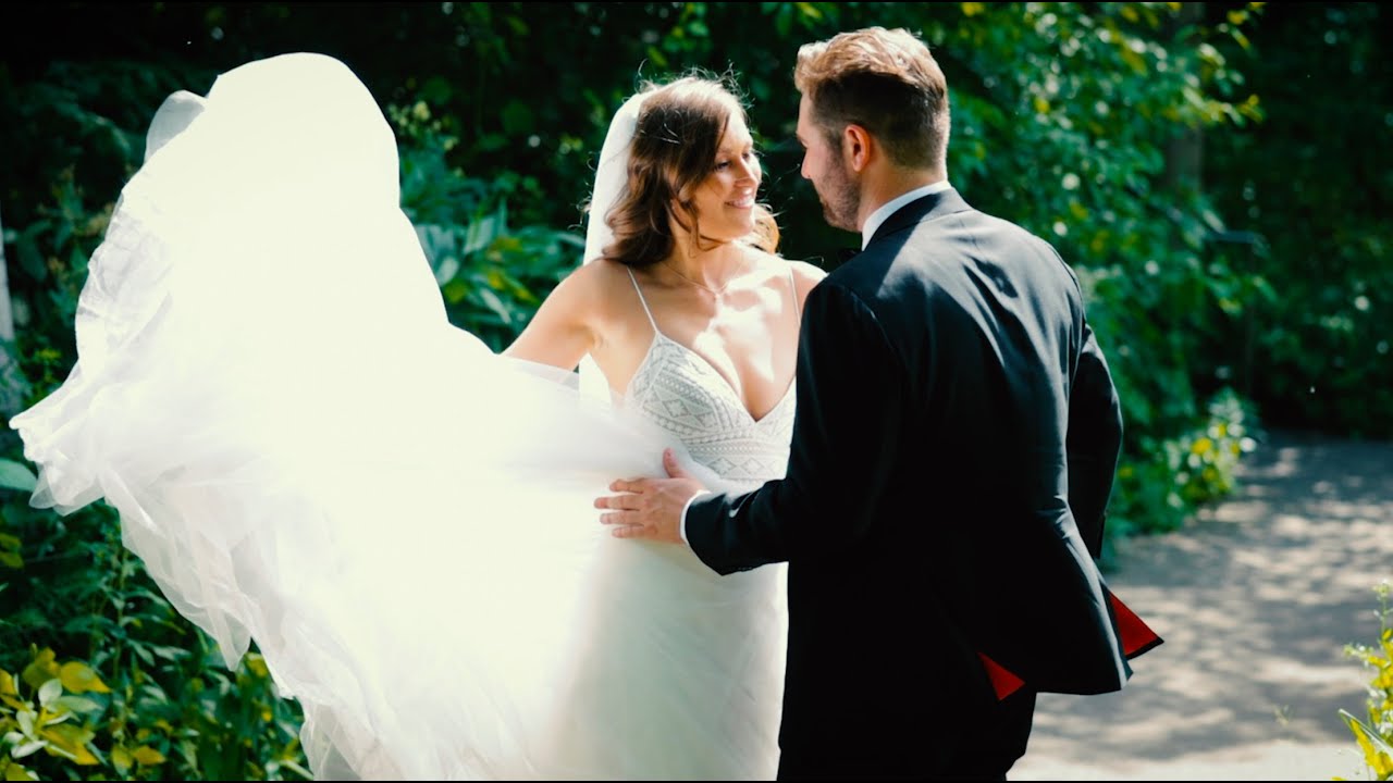 Gorgeous Wedding at Steam Whistle Brewery, Toronto